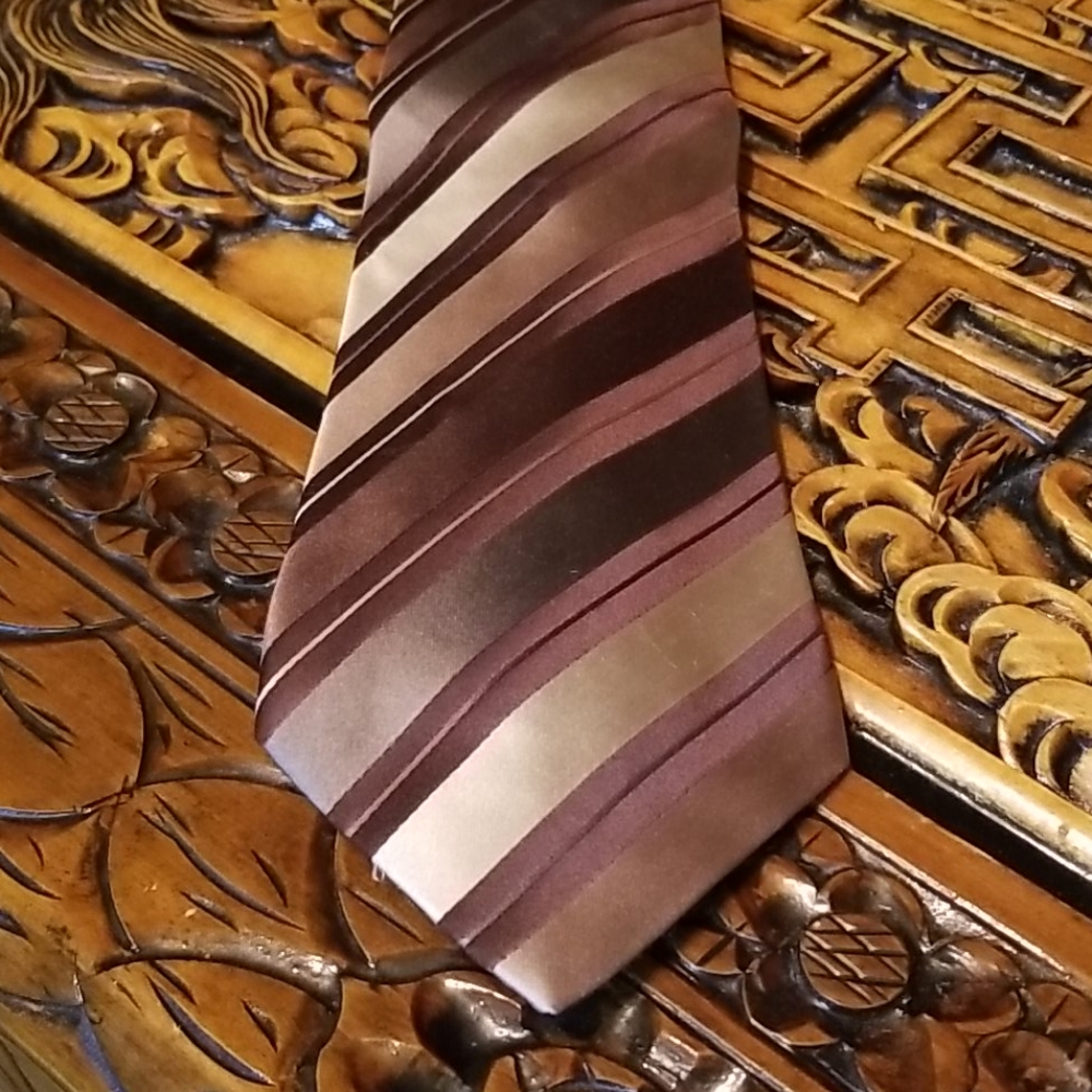 BCBG Attitude Tie